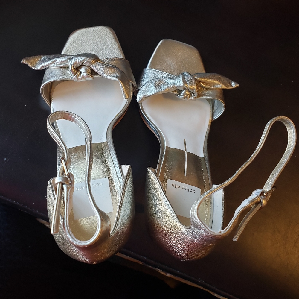 Dolce Vita light gold sandle